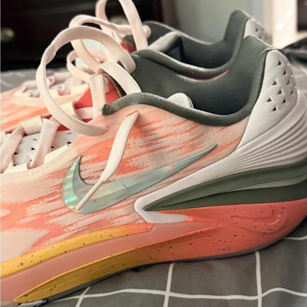 Nike men’s pearl pink & multicolor air zoom GT cut - Picture 3 of 7